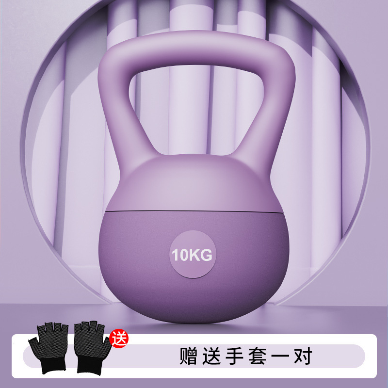 ソフトケトルのベルさんのフィットネス家庭用器材のやせた腕はお尻を上げてポットのダンベルを持ち上げます。|undefined