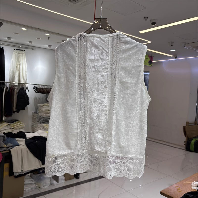 European genuine goods 2025 spring and summer fashion V-neck lace stitching velvet sleeveless vest shirt top women
