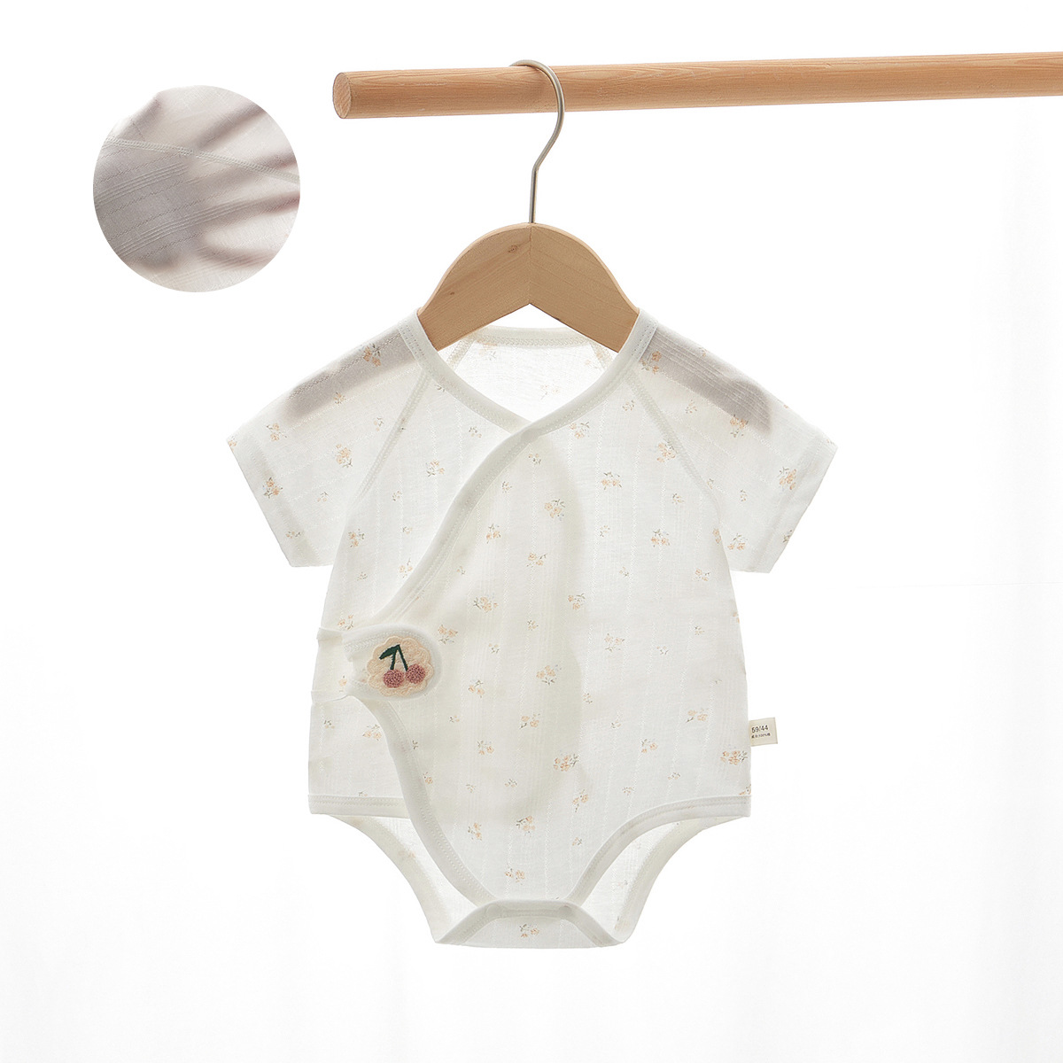 Newborn Baby's Bag Fart Clothes Class A Summer Thin Jouterwear Baby's Triangle Hats Short-sleeved Monk Clothes Pajamas