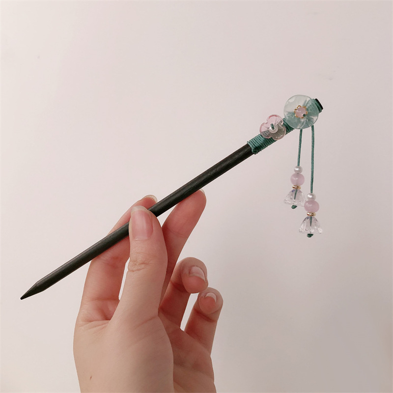 Horquilla de borla de estilo antiguo para mujer, tocado de Hanfu retro de alta gama, nueva horquilla de madera china, horquilla de paso, accesorios para el cabello