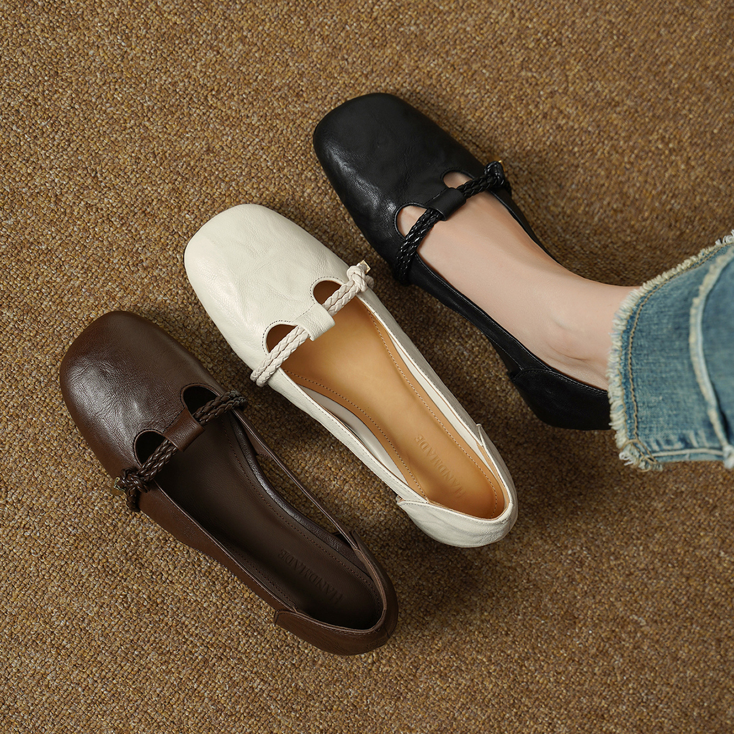 Sandal nữ da cừu mũi kín đế xuồng gót cao 9 cm phong cách Hàn Quốc — màu nâu
