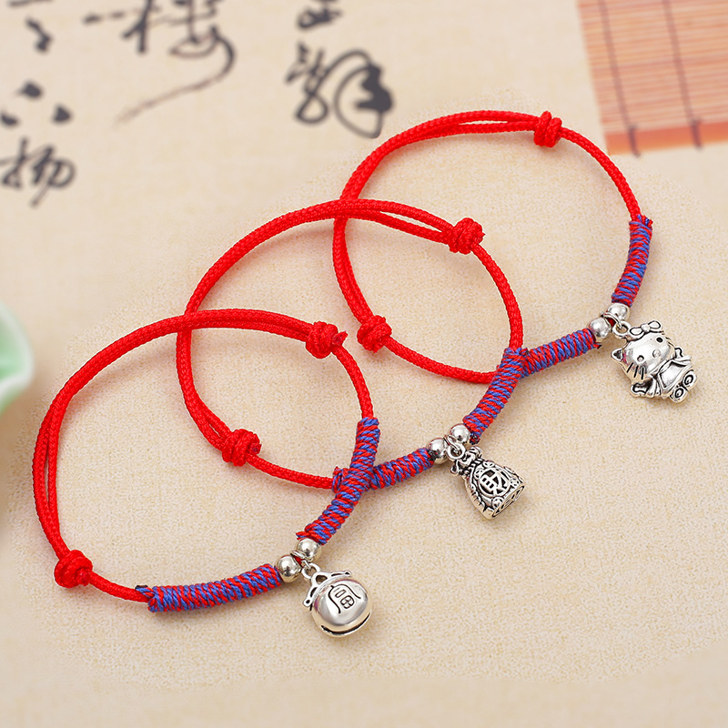 Little Red Riding Book with Red Rope Bracelet Hand-woven This Year of Life Good Luck Rope for Friends and Girlfriends Bracelet Small Gifts