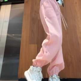 粉色卫裤女2023新款宽松大码个性扣子香蕉裤百搭休闲裤长裤阔腿裤