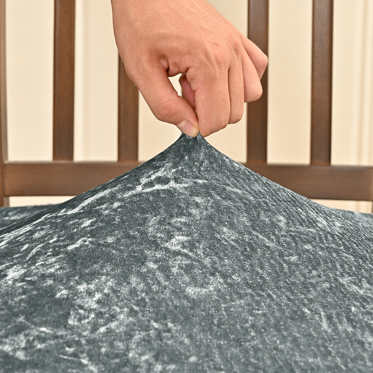 Amazon elástico oro veludo doble taburete elástico cubierta con lengua de hebilla cubierta de cojín de silla antideslizante cubierta de comedor de hotel