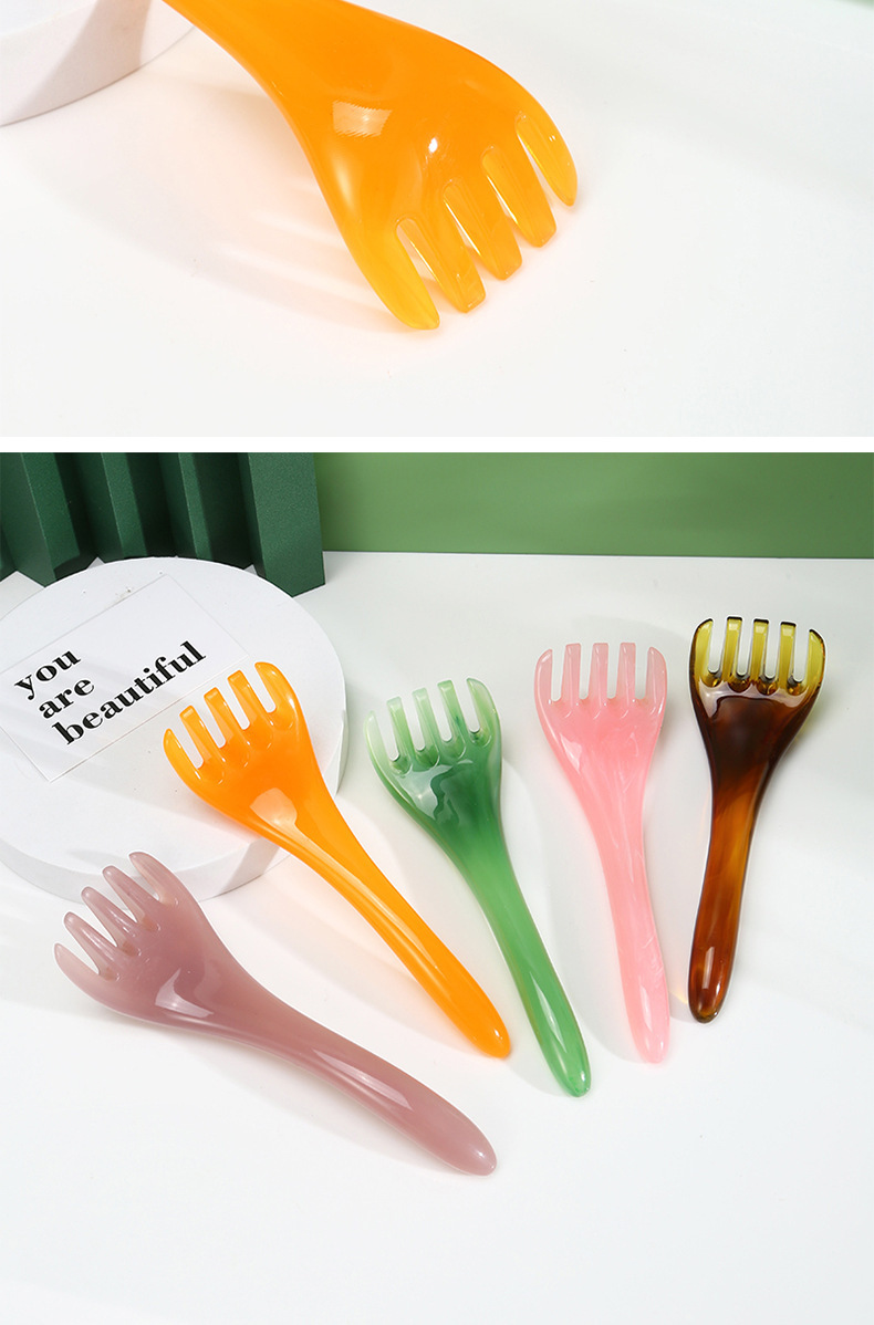 Five-Claw Head Massager Comb Resin Scalp Massage Tool Gua Sha Style Meridian Comb for Adults preparation