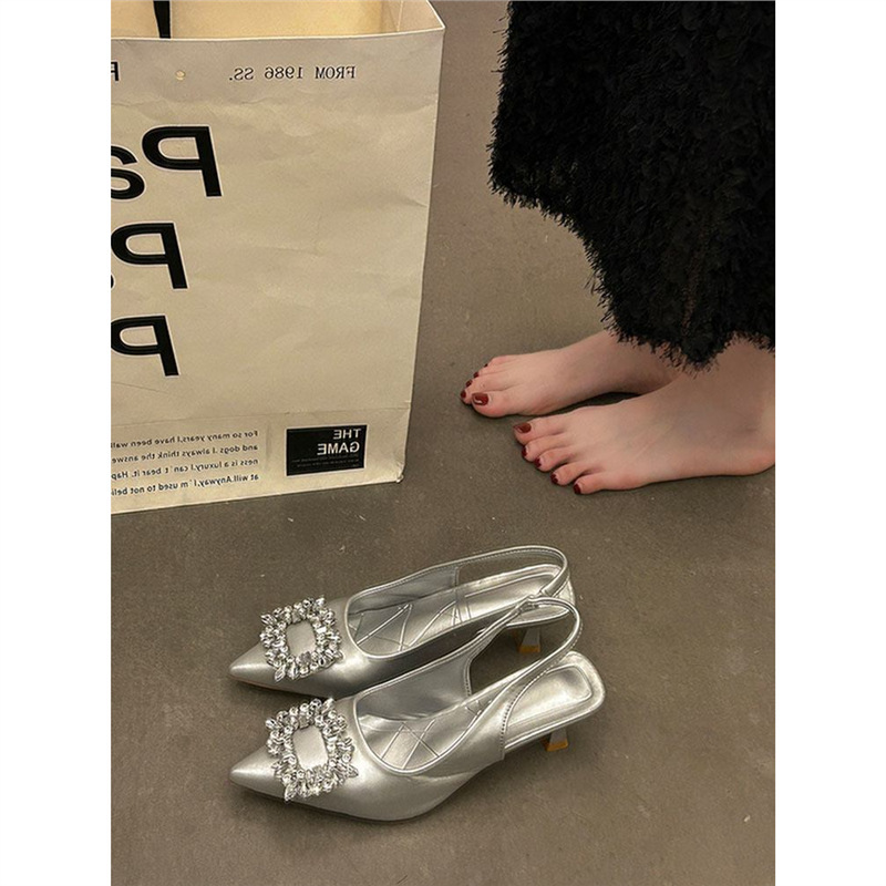 Fashionable and Elegant Women's Shoes Suitable for Wide and Fat Feet, New Summer 2026 Model, Closed-Toe Sandals, Silver Pointed-Toe Stiletto High Heels