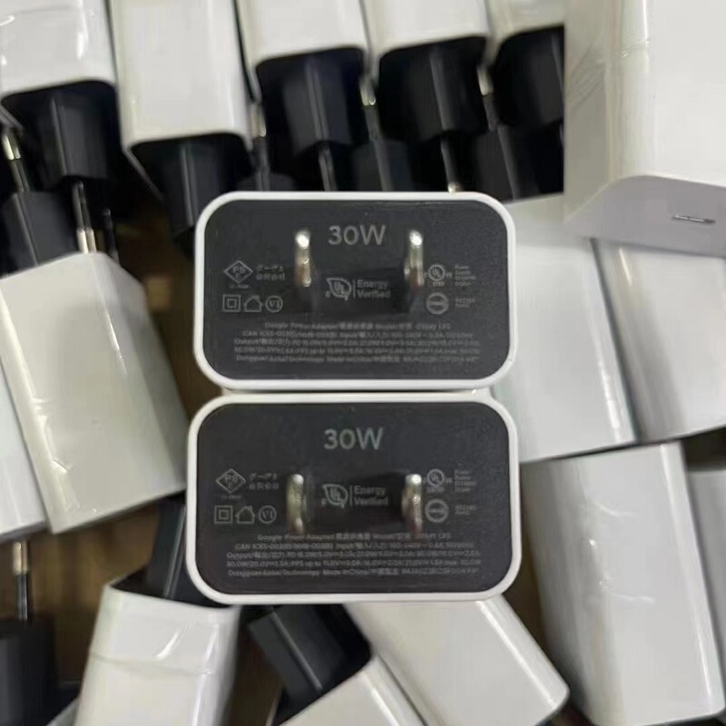 Amazon's Hot-Selling 30W Charging Head Is Suitable for Google Mobile Phone Fast Charging Head, Us, European, and British Regulations, Full Power