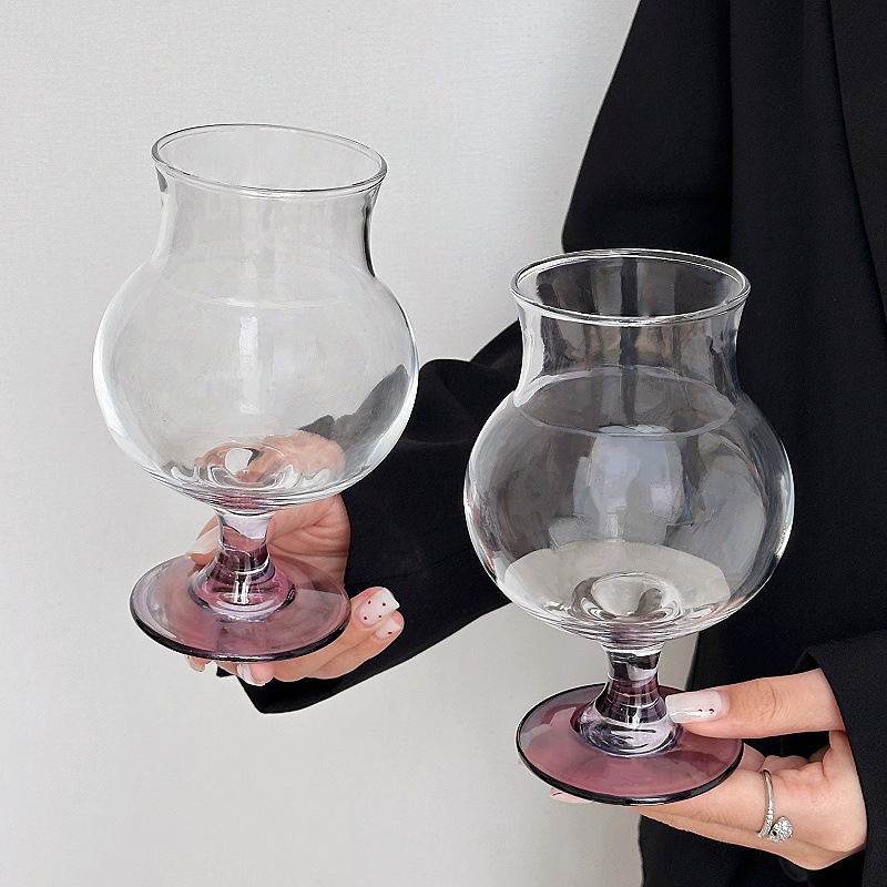 Ins vidrio de viento taza de pie alto encanto púrpura de alto valor facial taza de agua burbujeante taza de jugo taza de bebida fría taza de cóctel