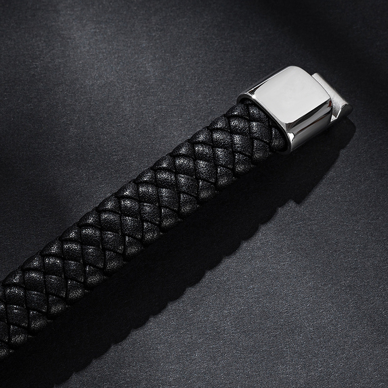 Fashion Geometric Stainless Steel Pu Leather Knitting Unisex Bracelets
