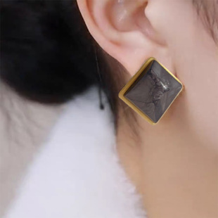 �W���羳�F���󷽉K�x��ƴɫ��֬���A�߼��К��|���I���|�r�ж��
