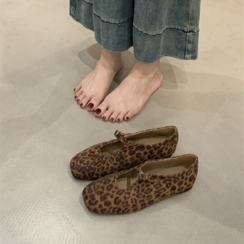 平底复古方头浅口单鞋女2025新款春季法式仙女洋气百搭温柔小皮鞋|undefined