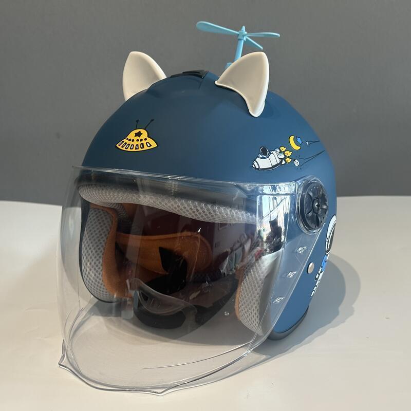 Children's Electric Vehicle Helmet Boys and Girls Universal Safety Helmet