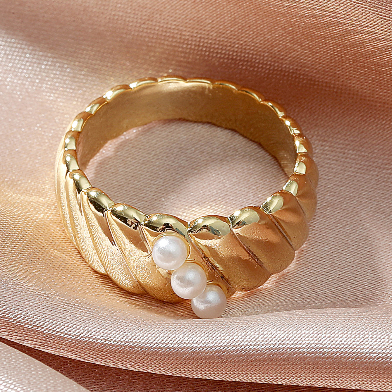 Baroque Pearl Geometric Thread Ring Wholesale display picture 3