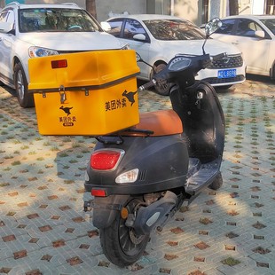 Factory direct take-out heat preservation box rider equipment Meituan food delivery box large capacity take-out food delivery box