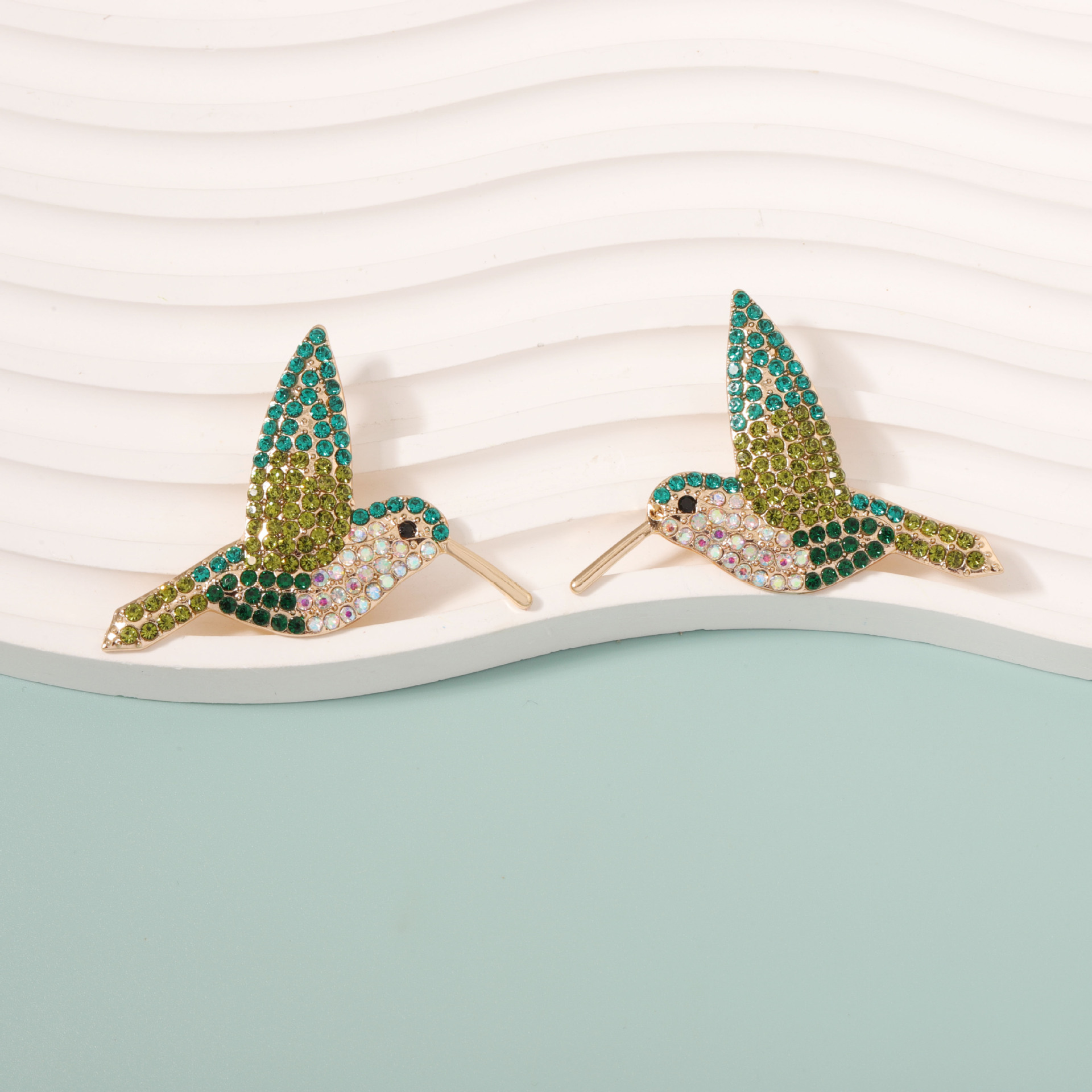 Elegant Simple Style Bird Zinc Alloy Rhinestones Women's Ear Studs display picture 4