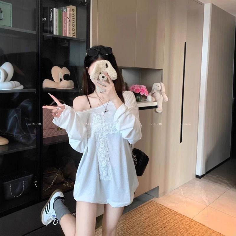 [Own Factory in stock] Oblique Collar Shoulder Long-sleeved T-shirt Women's Summer Loose Mid-length Lace Stitching Top
