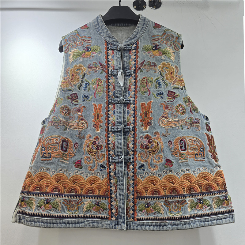 Coreano chic industria pesada sensación nacional bordado chaleco de vaqueros mujer 2026 primavera y verano nuevo elegante retro chaleco sin mangas image 1