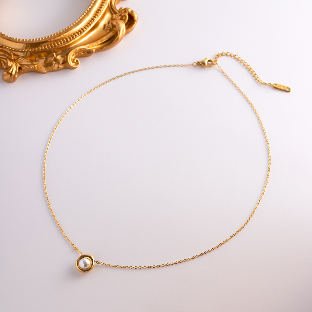 Artificial Pearls Inlay Material Pendant Necklace Classification Wholesale Jewelry Retro Geometric Stainless Steel Artificial Pearls Inlay Pendant Necklace