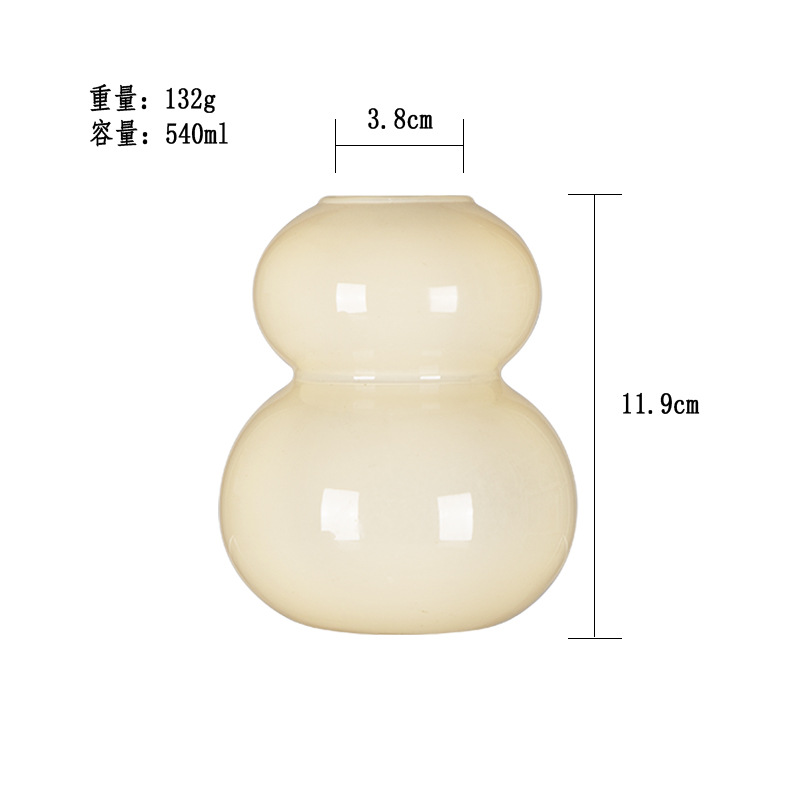 Jarrón de calabaza amarilla