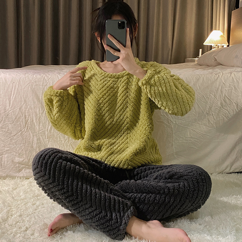 Winter Women's Korean-style lazy pajamas thickened suit sweet student warm loose home wear can be worn outside autumn and winter Winter Women's Korean-style lazy pajamas thickened suit sweet student warm loose home wear can be worn outside autumn and winter