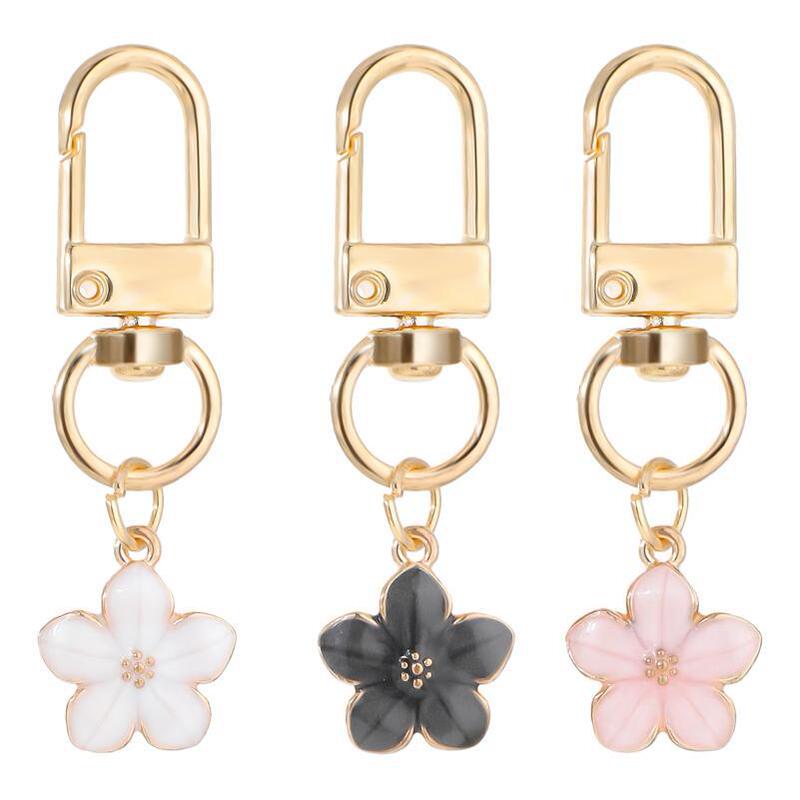 Flower Butterfly Key Ring Buckle Ladies Cute Flower Keychain Aesthetic Keychain Charm Handbag Purse Charm