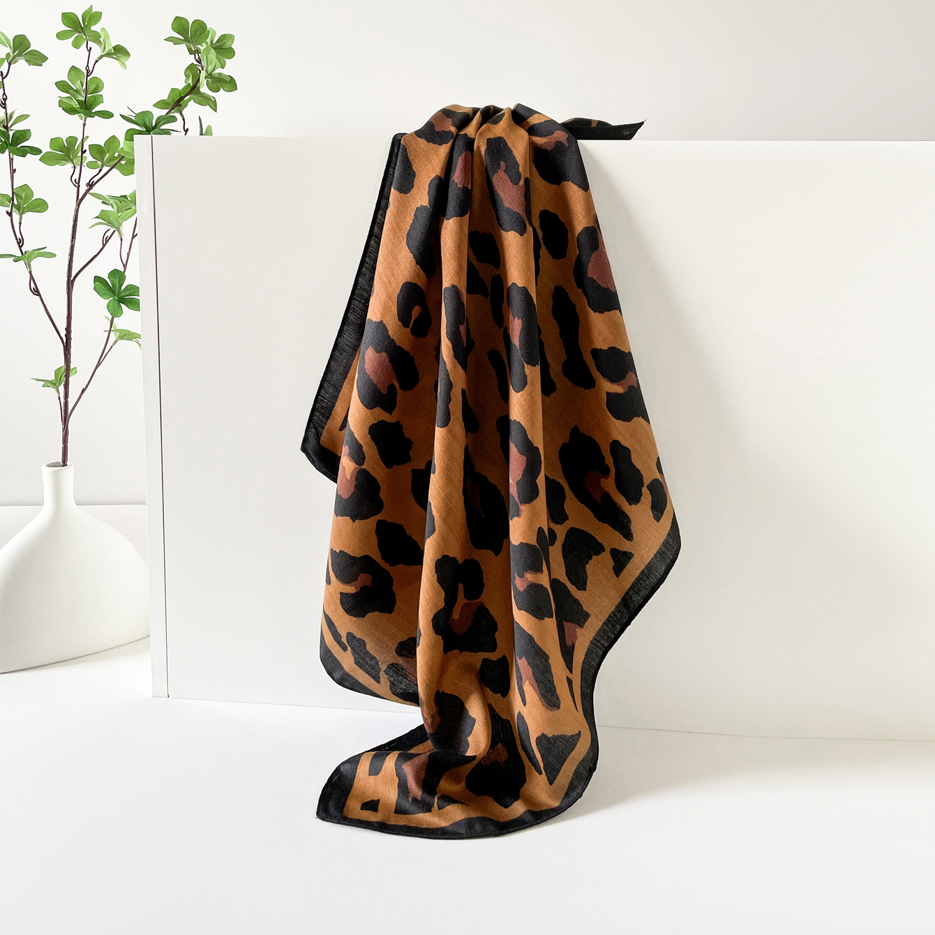 Leopard Print Herringbone Cotton Mini Square Scarf For Women_voghion.com