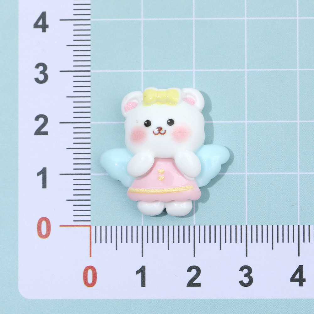 Guitarra de dibujos animados Pequeño Oso Blanco DIY accesorios de resina crema pegamento horquilla accesorios para el cabello teléfono móvil Shell taza pegatinas materiales hechos a mano, etc.