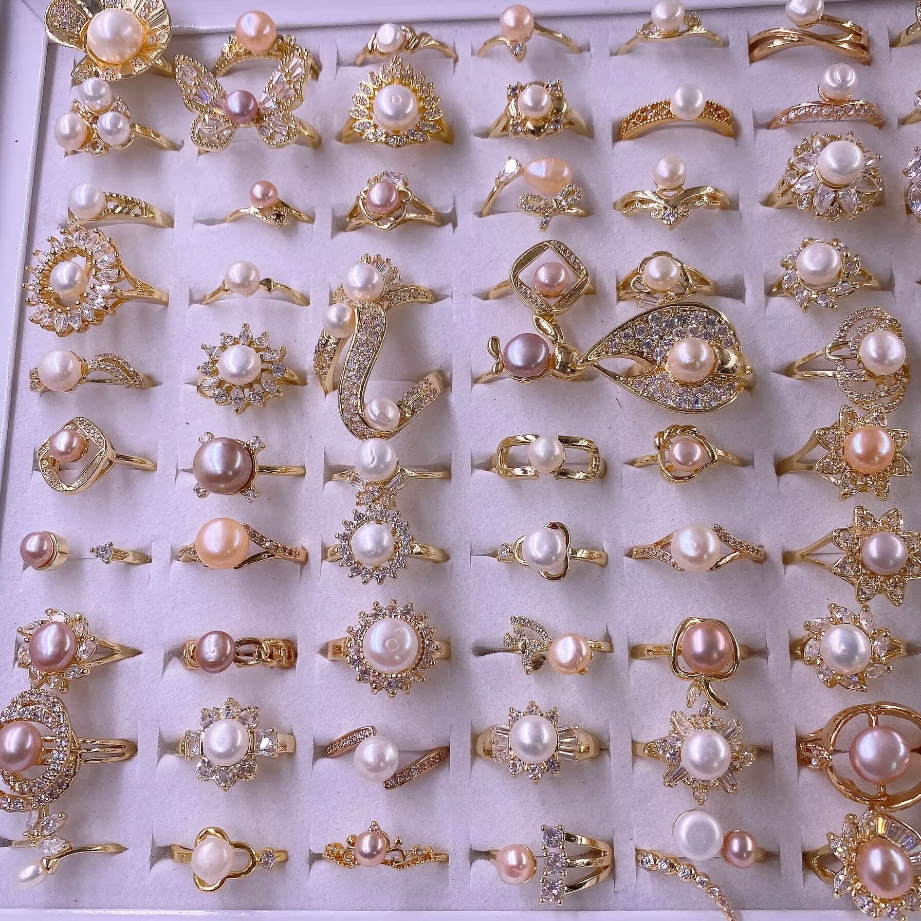 Elegant Natural Freshwater Pearl Ring Adjustable For Women_voghion.com