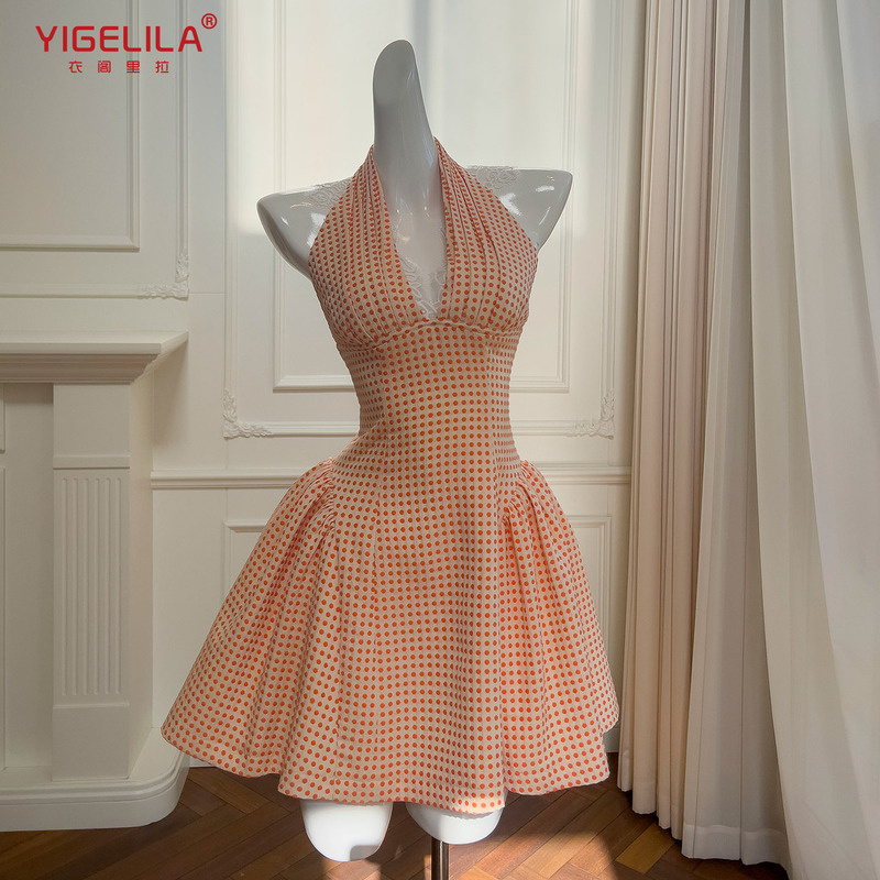 Retro Era Hong Kong Style Sweet Halterneck Short Skirt Women's Waist Stereo Jacquard Tutu Skirt Dress 69521 Retro Era Hong Kong Style Sweet Halterneck Short Skirt Women's Waist Stereo Jacquard Tutu Skirt Dress 69521
