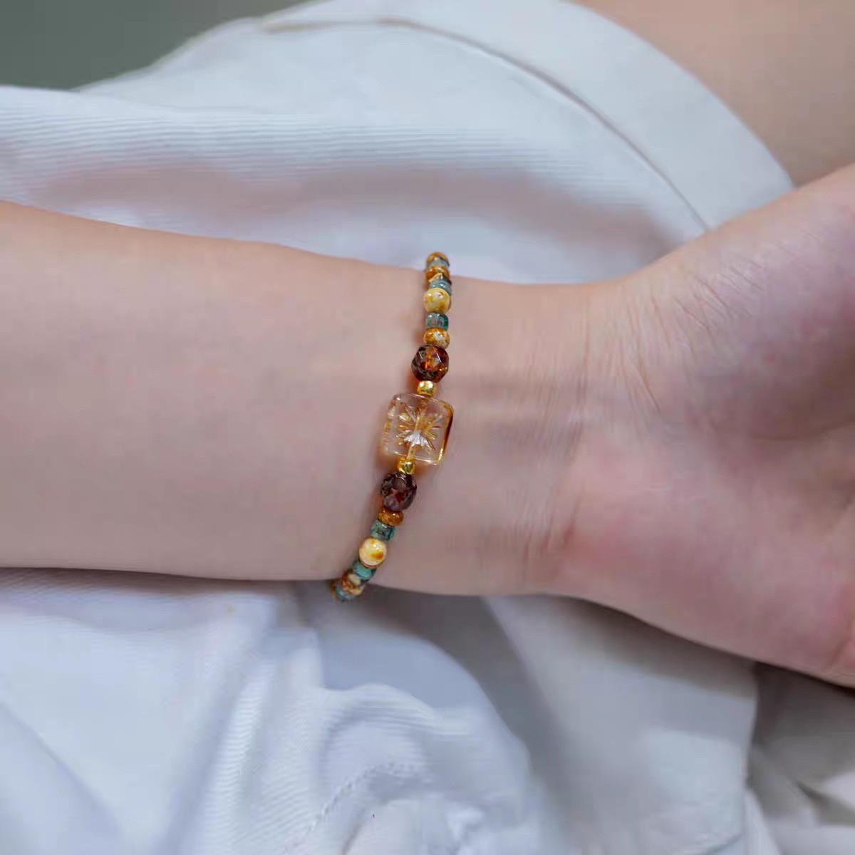 Retro beaded bracelet