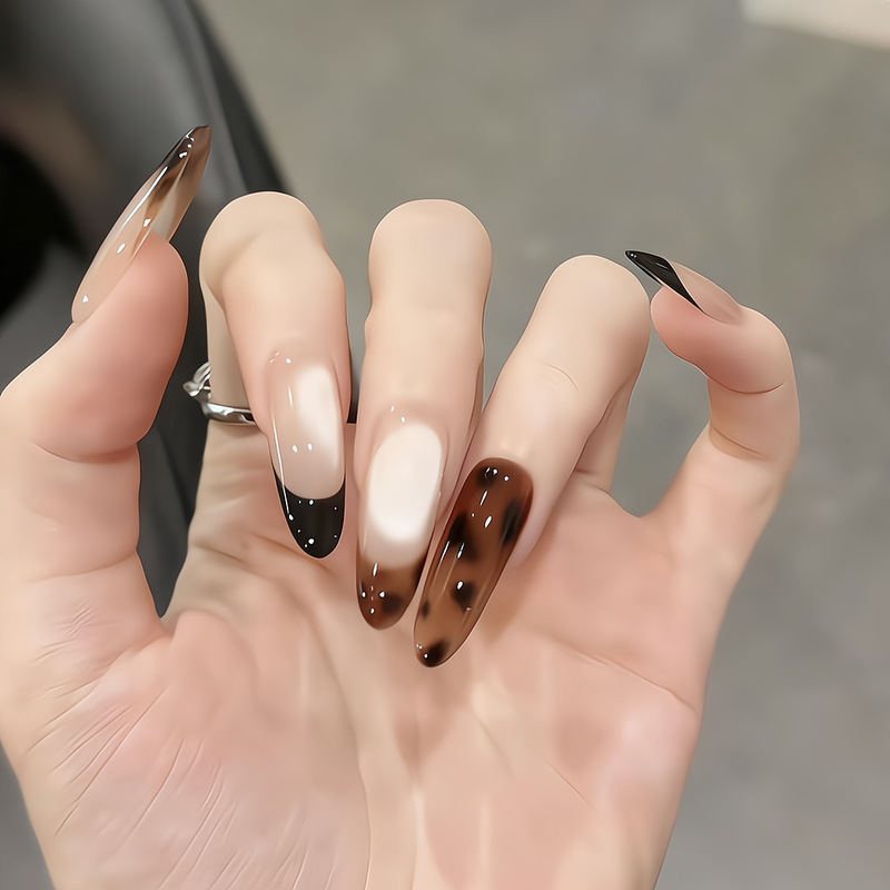 [Ling Luo Original] Hand-Painted Leopard Print French Handmade Manicure Wearable Nails Autumn and Winter Amber Smudged High-End Nails