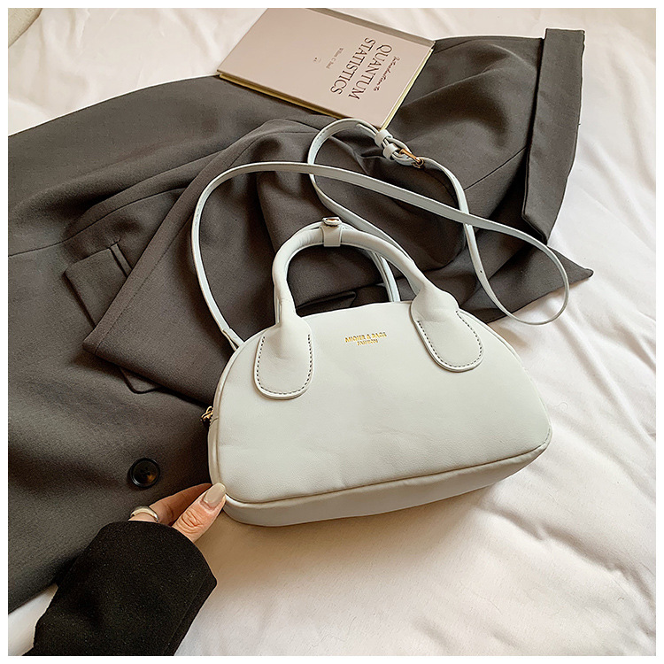 Women's Handheld Bowling Bag, Niche Design Commuting Shoulder Bag_voghion.com