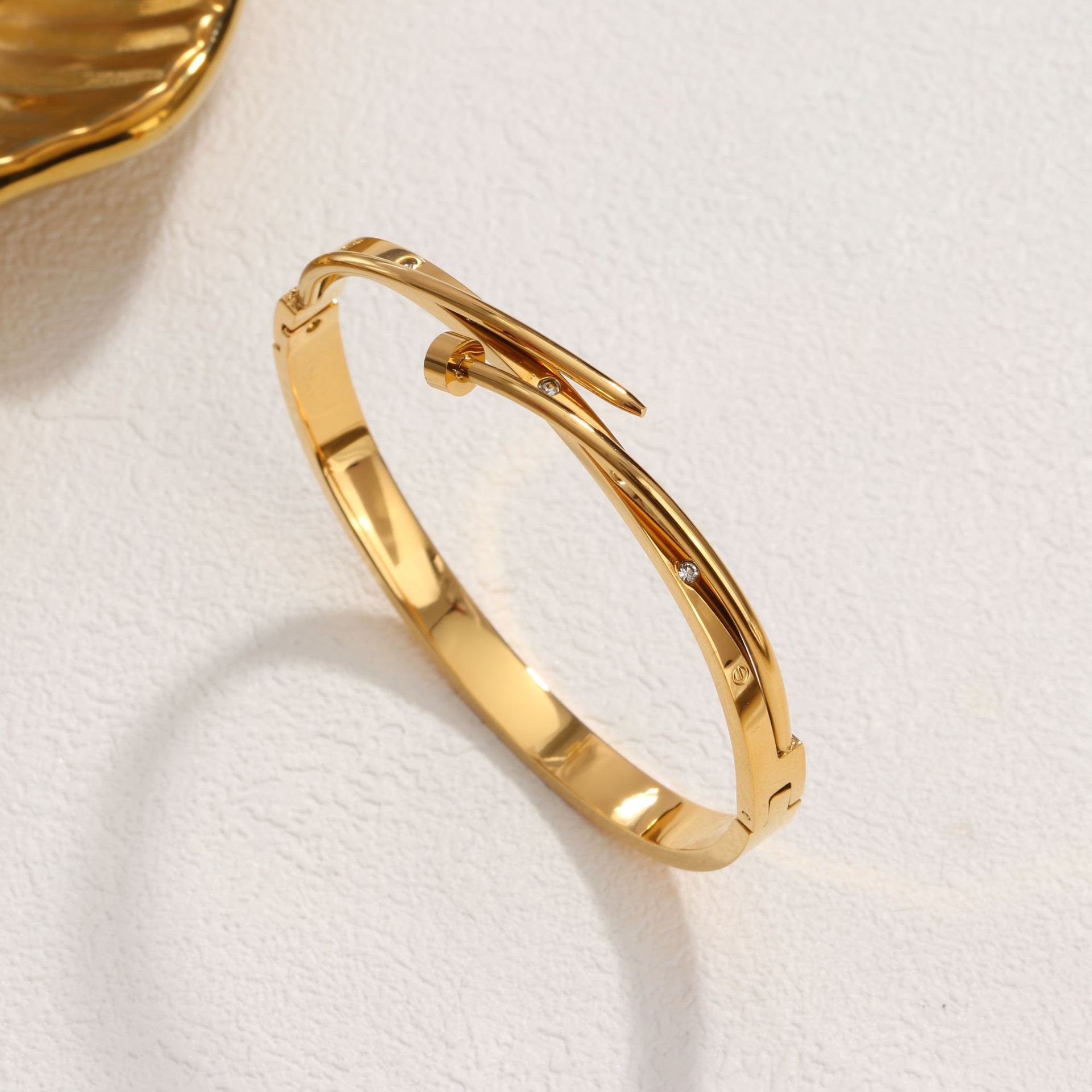 11 다이아몬드가 세팅된 다이아몬드 골드