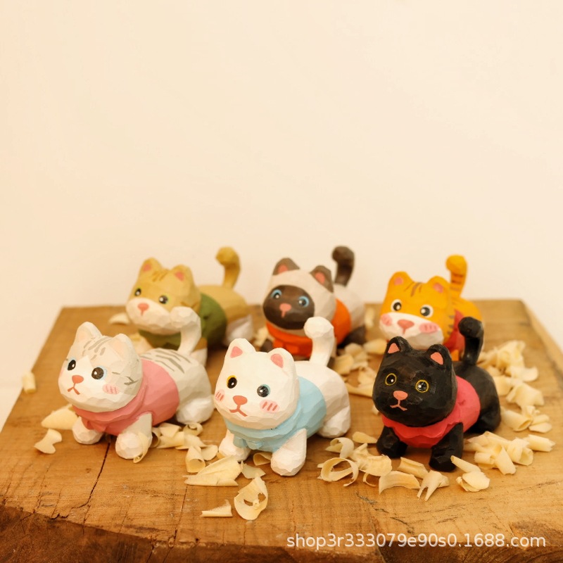 Little Wooden Carved Sweet Cat - A Small Office Desktop Ornament, Car Display Item, Creative Gift for Travel and Cultural Purposes