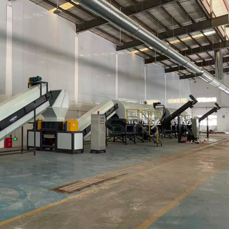 ABS电源废塑料处置破碎清洗机，电源外壳粉碎去漆洗水脱水机