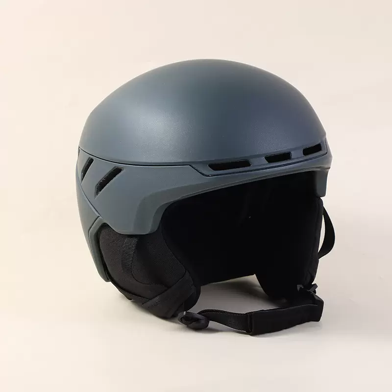 2024新款滑雪头盔电动车头盔男女电瓶车安全帽电动车四季头盔批发