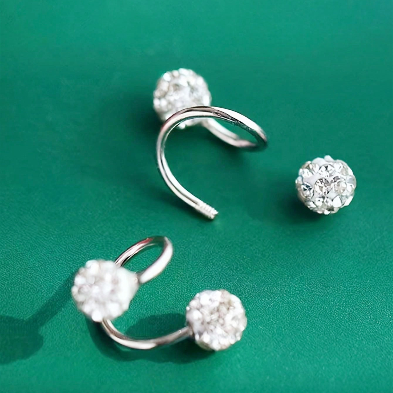 Orecchini a vite con perline rotonde super lucide 2024, nuovi orecchini alla moda unici e di alta qualità per le donne_voghion.com