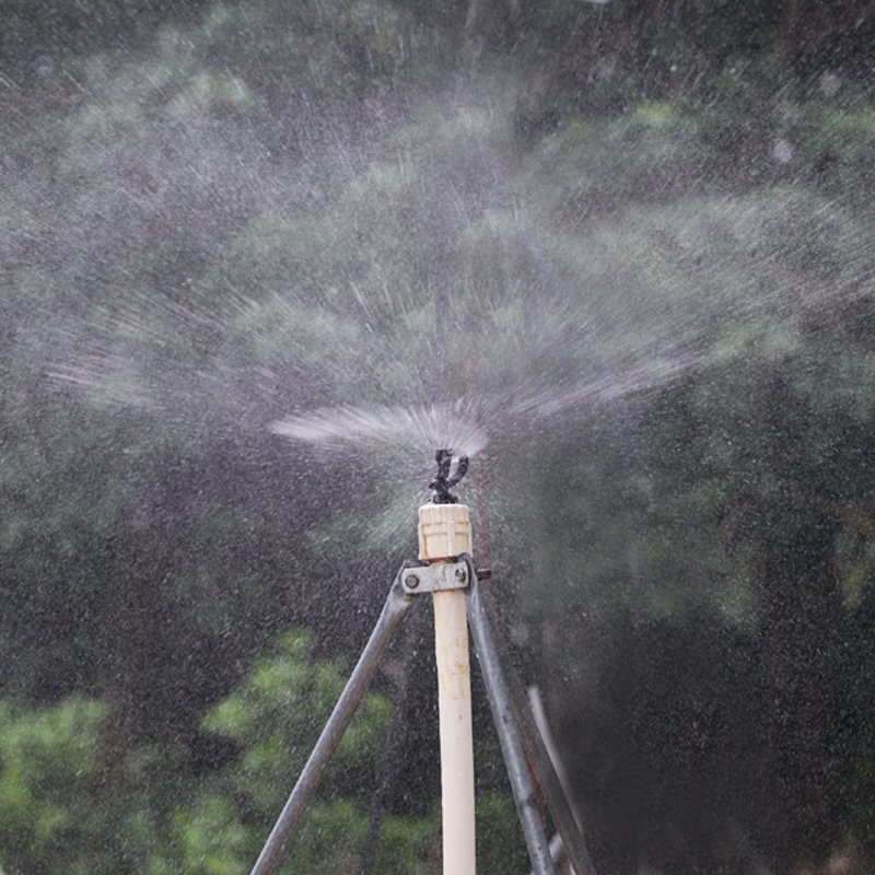 Precio unitario del micro-rociador de refracción de atomización tipo G no incluye impuestos en el jardín de la lluvia