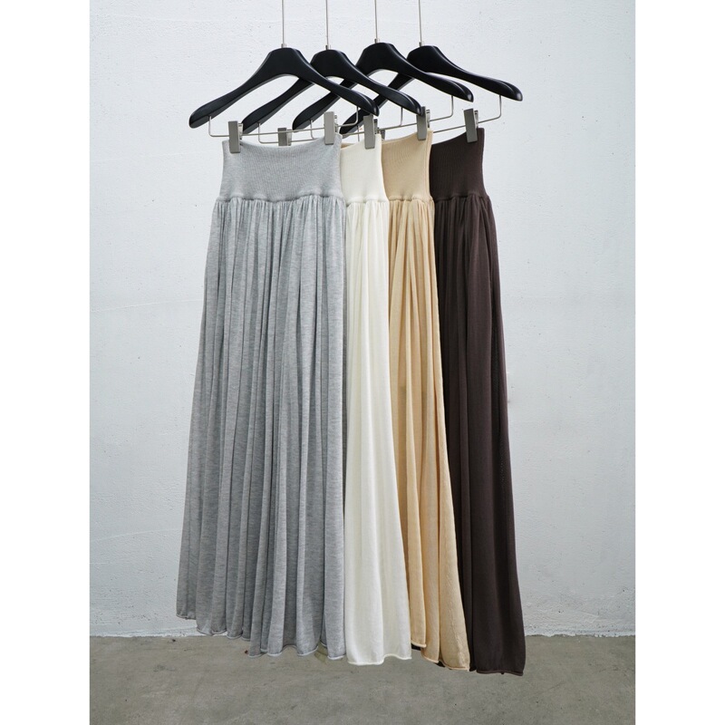 Super Fairy-Like! Lightweight and Flowing Long Dress with High-Waisted Pleated Lining, Drapey and Extended Length, Spring/Summer Knit Dress in Lyocell for Women