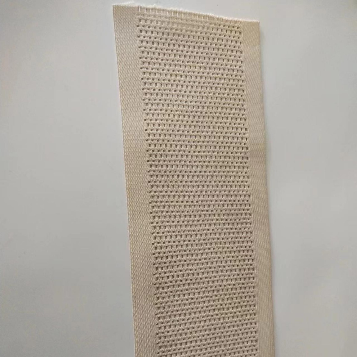 Mesh elastic
