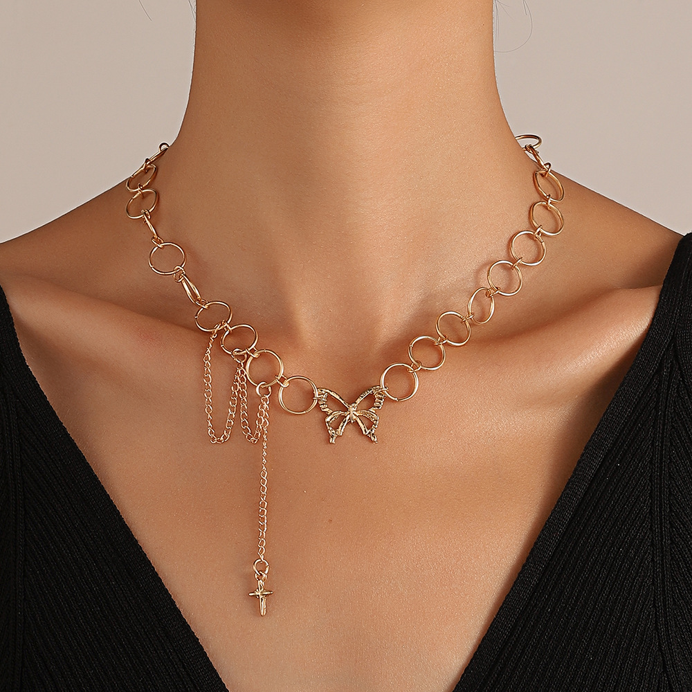 Retro fashionable elegant necklace