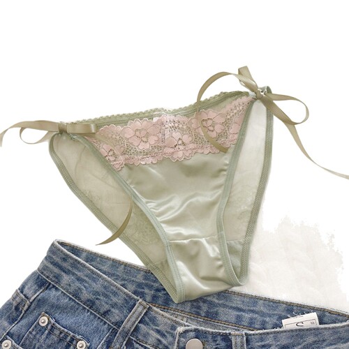 Pull apart and it opens~ French satin lace braided ribbon women's sexy pure desire lace underwear for women 2025