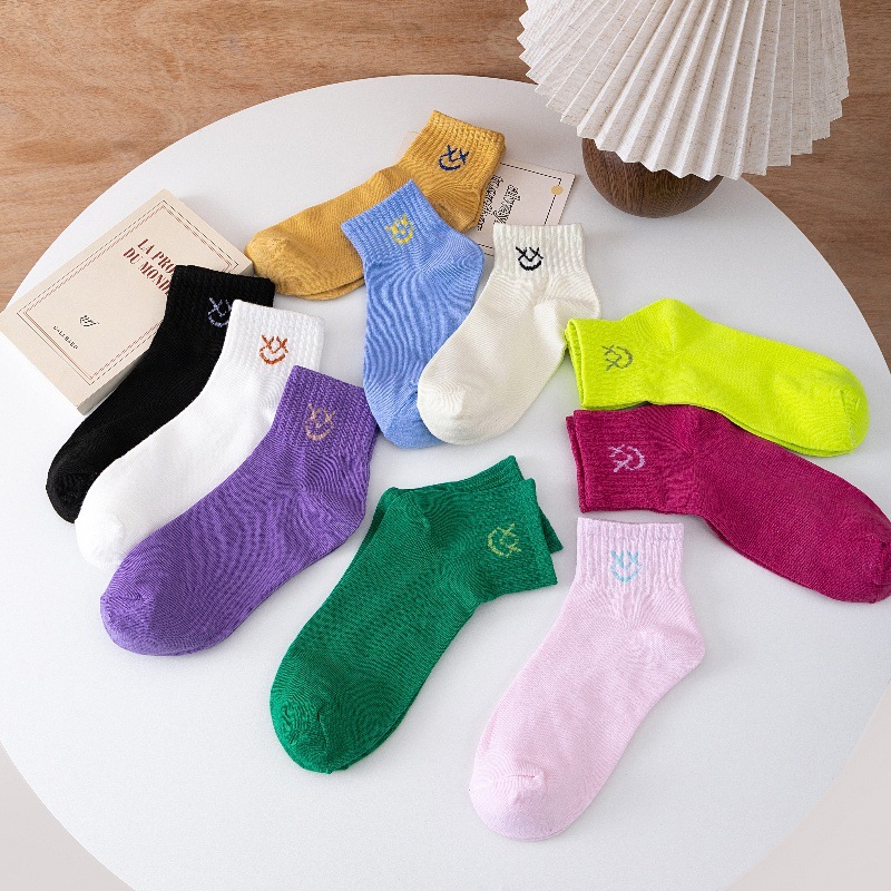 Zhuji new color short smiley net red female socks Korean version of the trend dopamine short Japanese casual all-match female