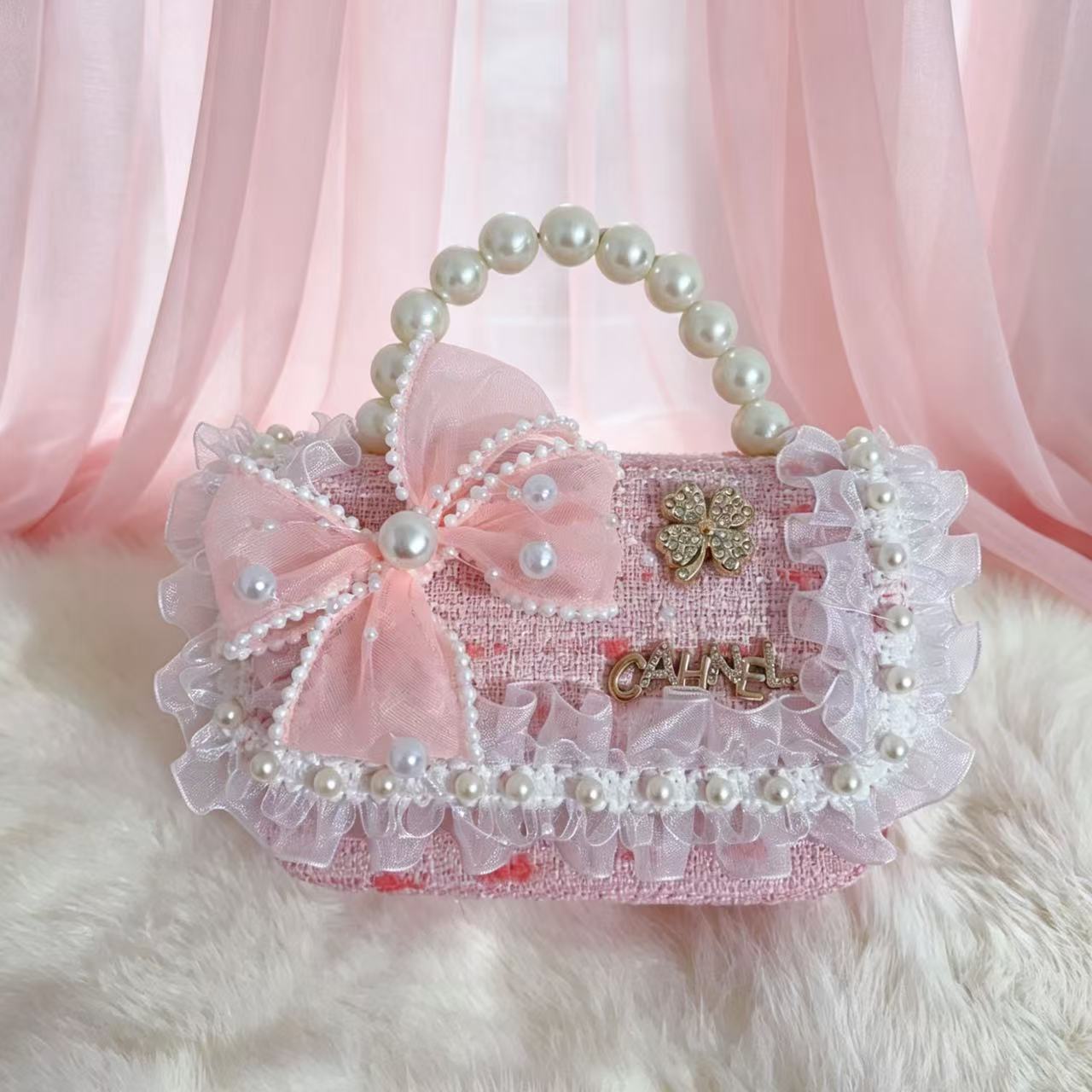 New Style Pearl Bow-Knot Mini Chanel-Style Princess Pearl Handbag and Crossbody Accessory Bag for Girls