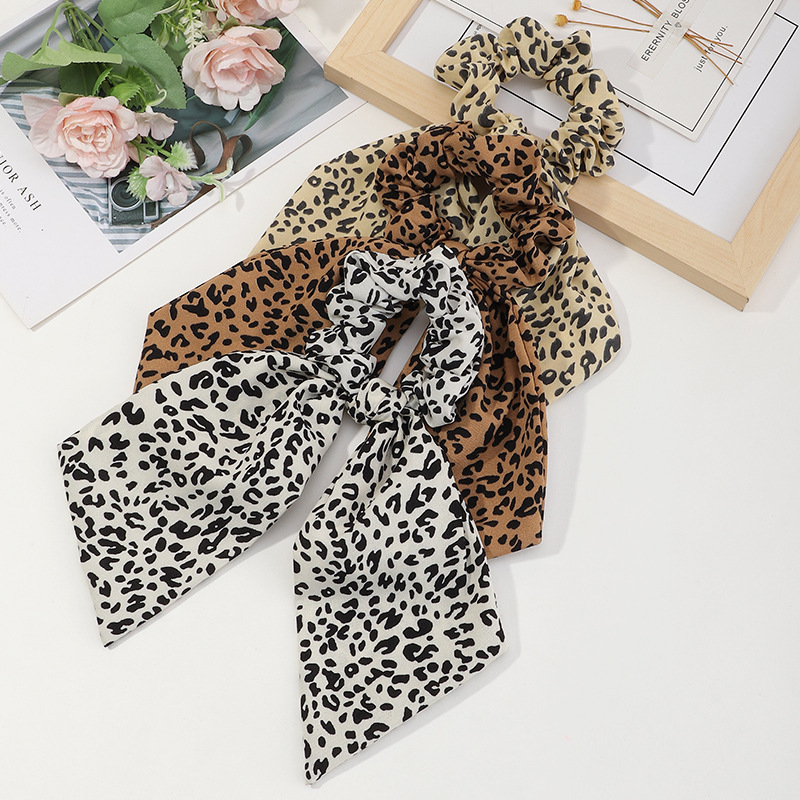 Retro Leopard Print Streamer Large Intestine Hair Scrunchies Wholesale display picture 3