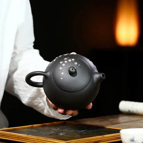 Large-scale Xishi teapot Yixing raw mineral black mud famous purple clay teapot hand-painted plum blossom Xishi teapot micro-business distribution
