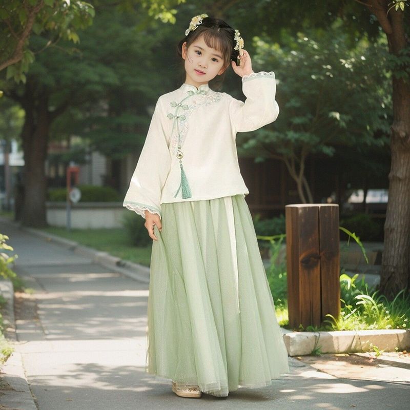 女の子の古代スタイルの刺繍スーツスカート 2025 新しい夏の女の子の新しい中国風の漢服ガーゼスカート 2 点セット子供唐スーツ|undefined