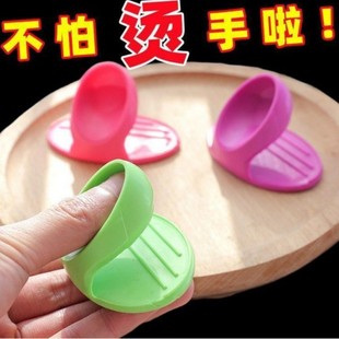 Kitchen Silicone Insulated Finger Cots, Thickeneded High Temperature Resistant Anti-Scalding Gloves, Microwave Oven Dish Clips