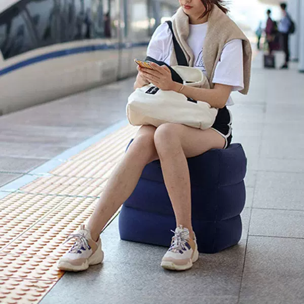 Cross-Border Pvc Flocking Inflatable Travel Footrest, Three-Layer Adjustable Footrest for Airplanes and High-Speed Trains, Portable Inflatable Footrest