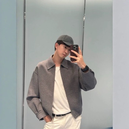 High Version Early Autumn New Original Label Designer In-Stock Miu Miu Embroidered Logo Lapel Zipper Jacket Coat for Men and Women